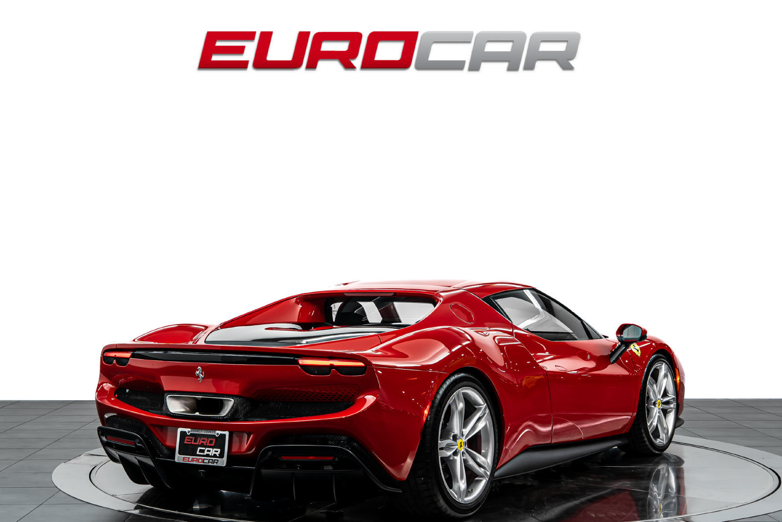 Used 2023 Ferrari 296 GTB RWD image 5
