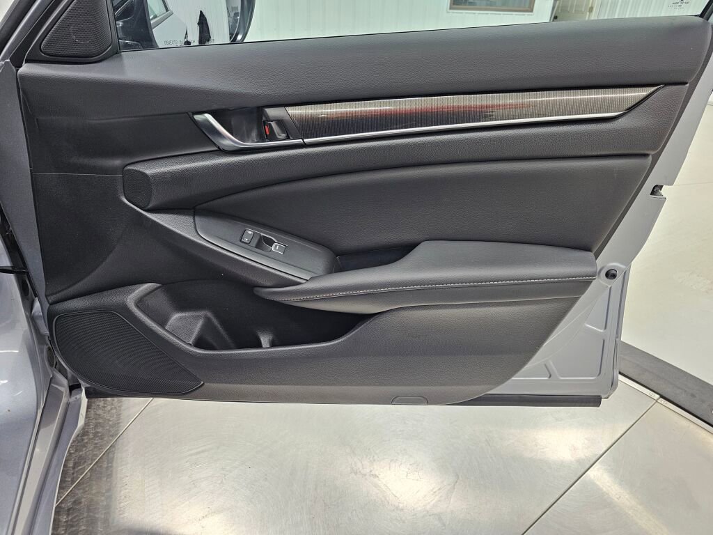 Used 2022 Honda Accord Sport image 24