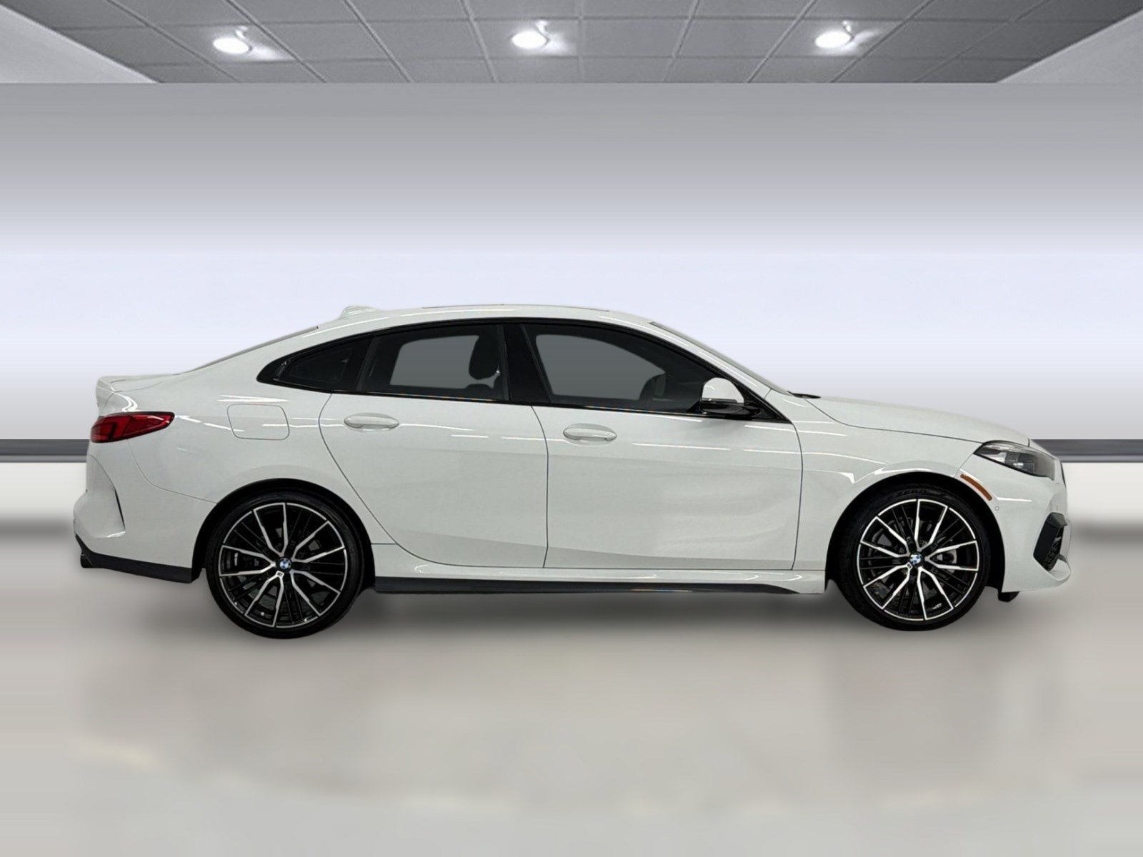 Used 2022 BMW 228i Gran Coupe w/ M Sport Package FWD image 8