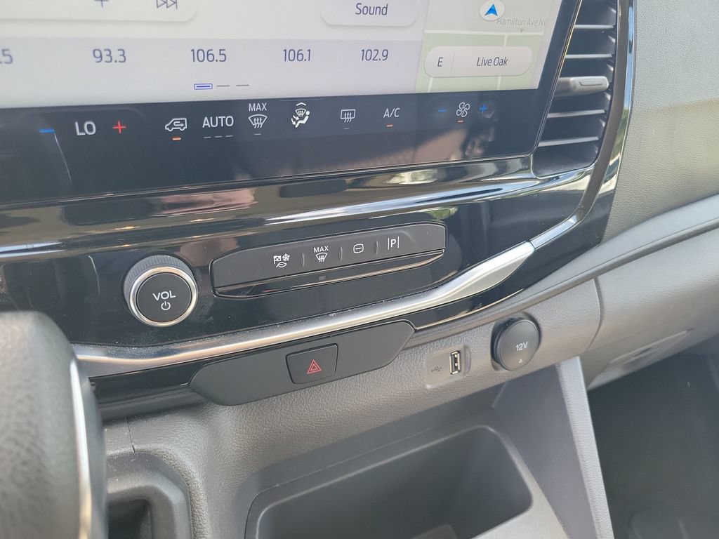 Used 2024 Ford Transit 350 XLT RWD image 32