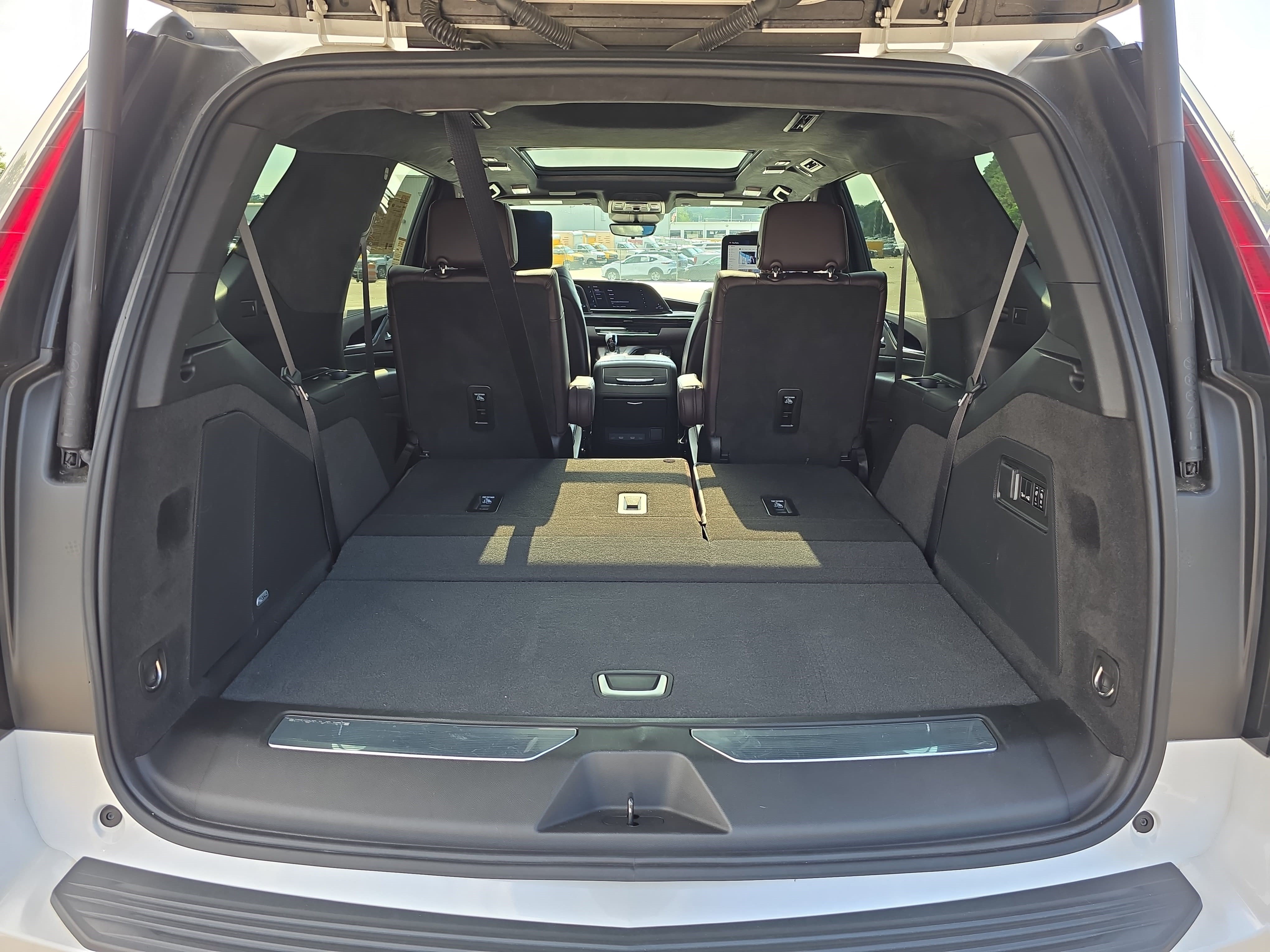 Used 2023 Cadillac Escalade V w/ Heavy-Duty Trailer Package AWD/4WD image 14