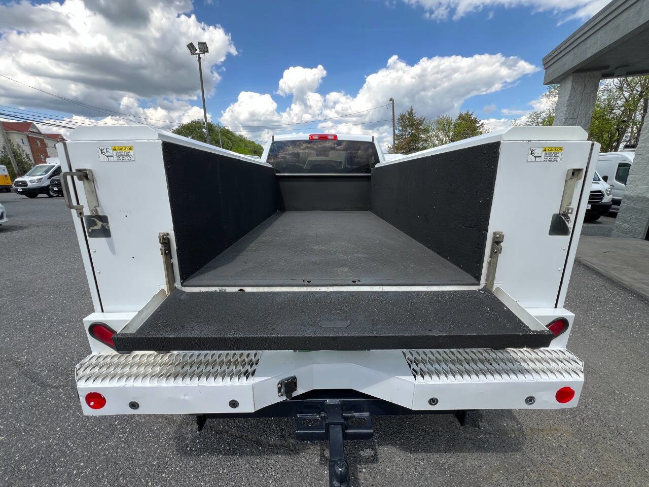 Used 2017 RAM 2500 Tradesman w/ Power & Remote Entry Group RWD image 23