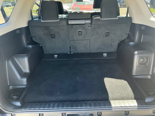 Used 2016 Toyota 4Runner SR5 RWD image 21