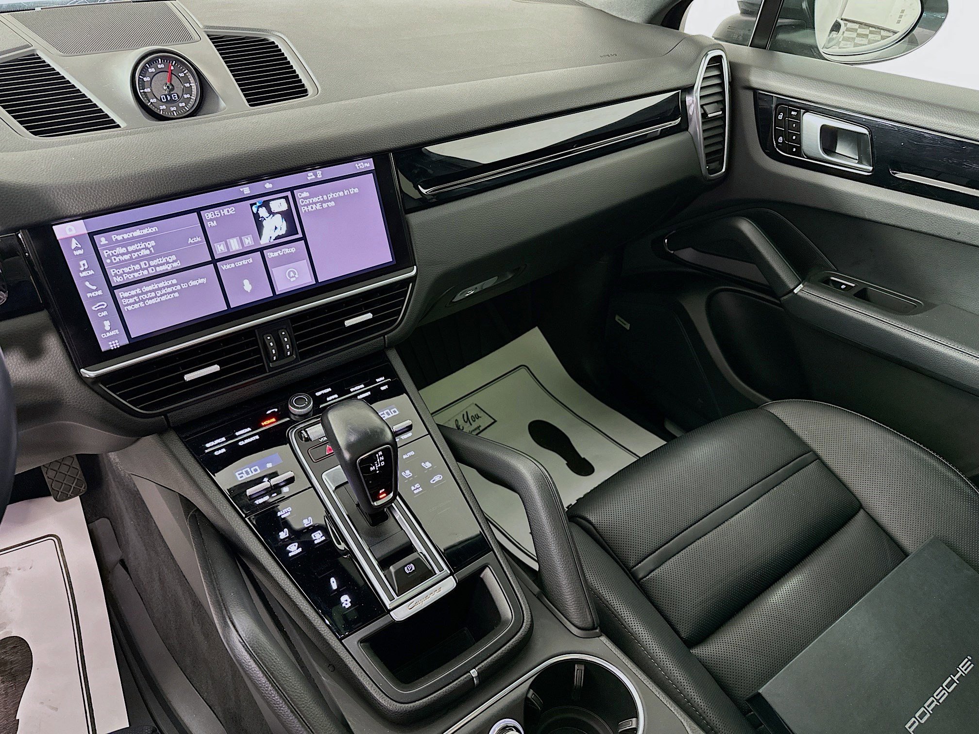 Used 2021 Porsche Cayenne Coupe image 24