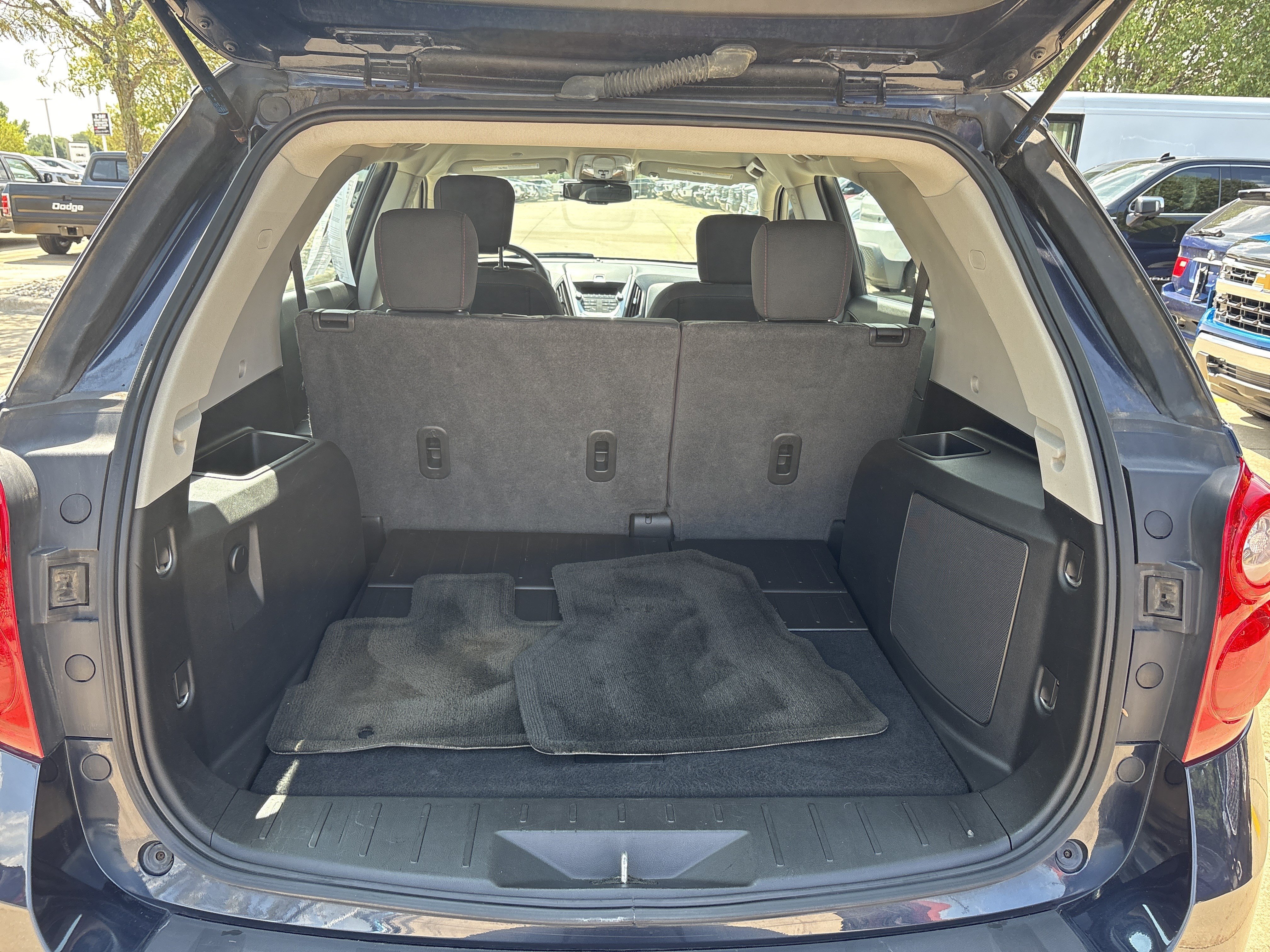 Used 2015 Chevrolet Equinox LS FWD image 12