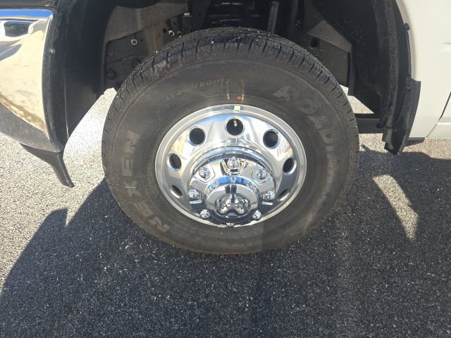 New 2026 RAM 3500 Tradesman w/ Chrome Appearance Group image 8