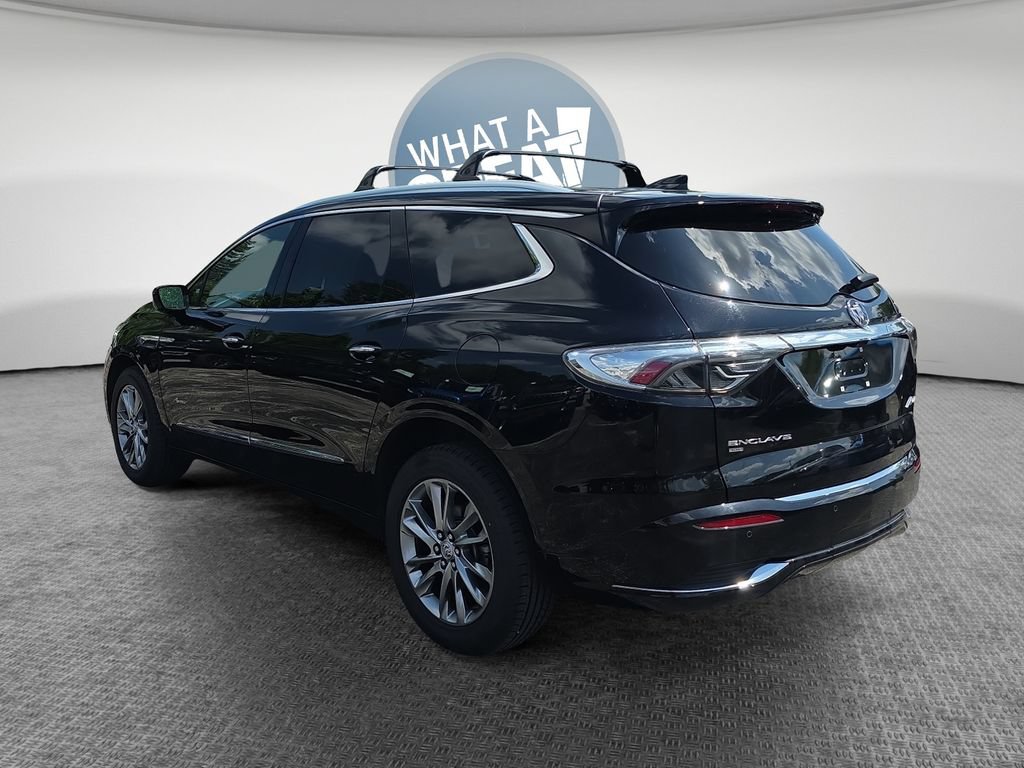 Used 2023 Buick Enclave Avenir AWD/4WD image 6
