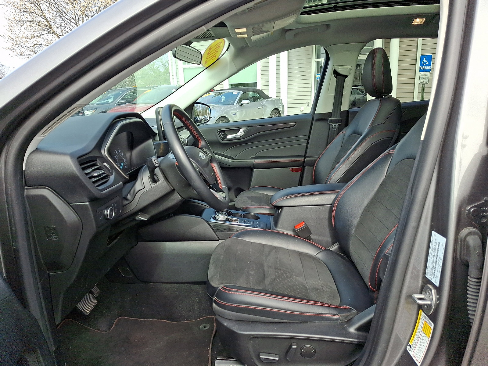 Used 2022 Ford Escape SEL w/ SEL Stealth AWD Package image 14