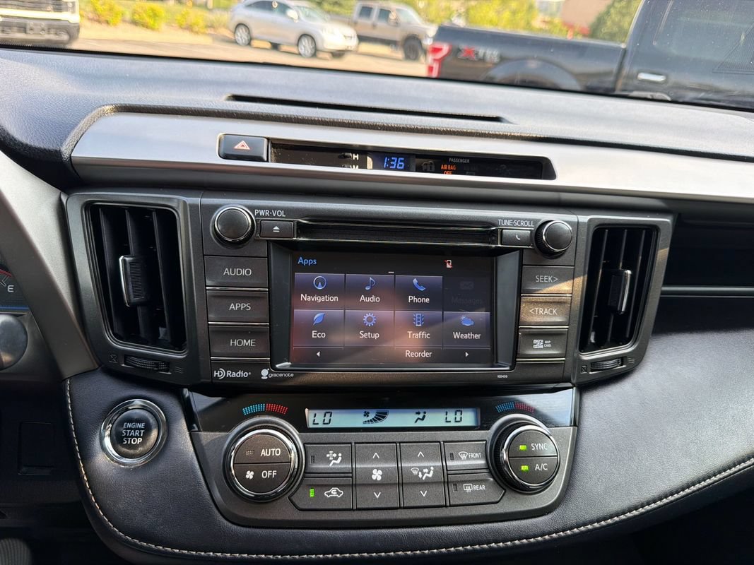 Used 2015 Toyota RAV4 Limited AWD/4WD image 26