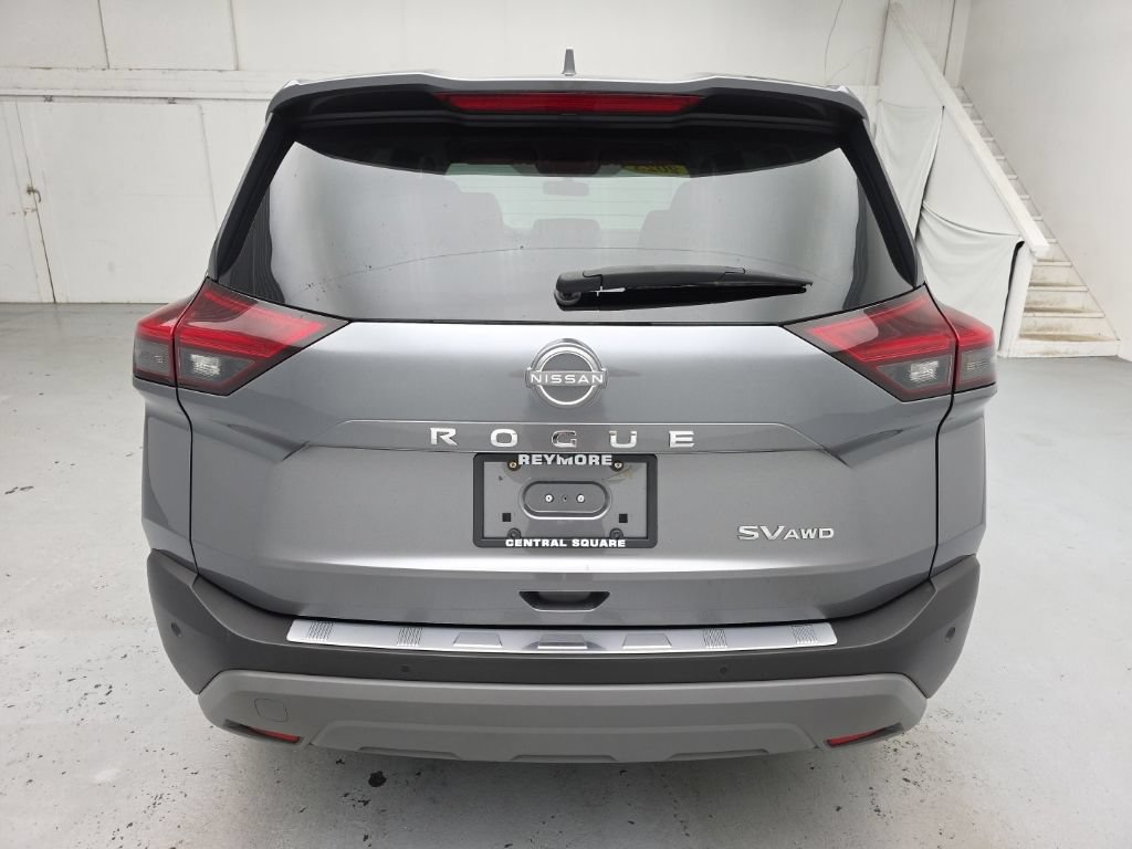 Used 2023 Nissan Rogue SV AWD/4WD image 10