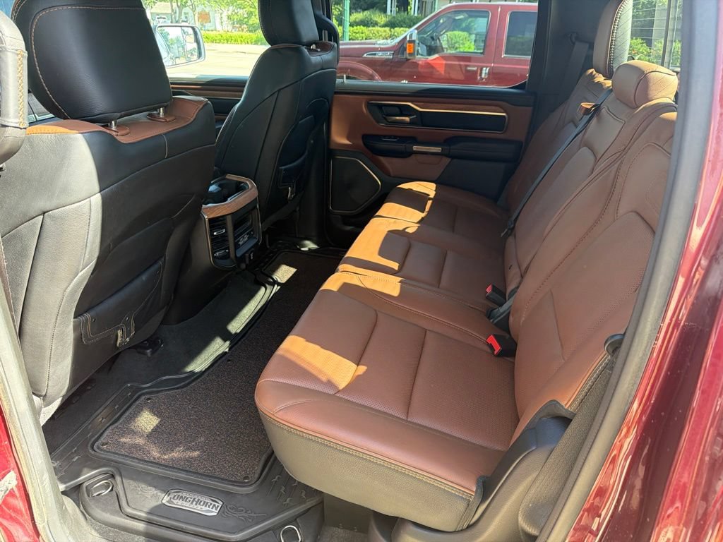Used 2022 RAM 1500 Limited AWD/4WD image 16