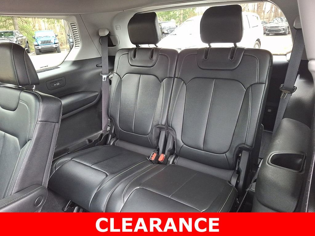Used 2022 Jeep Grand Cherokee L Limited AWD/4WD image 10