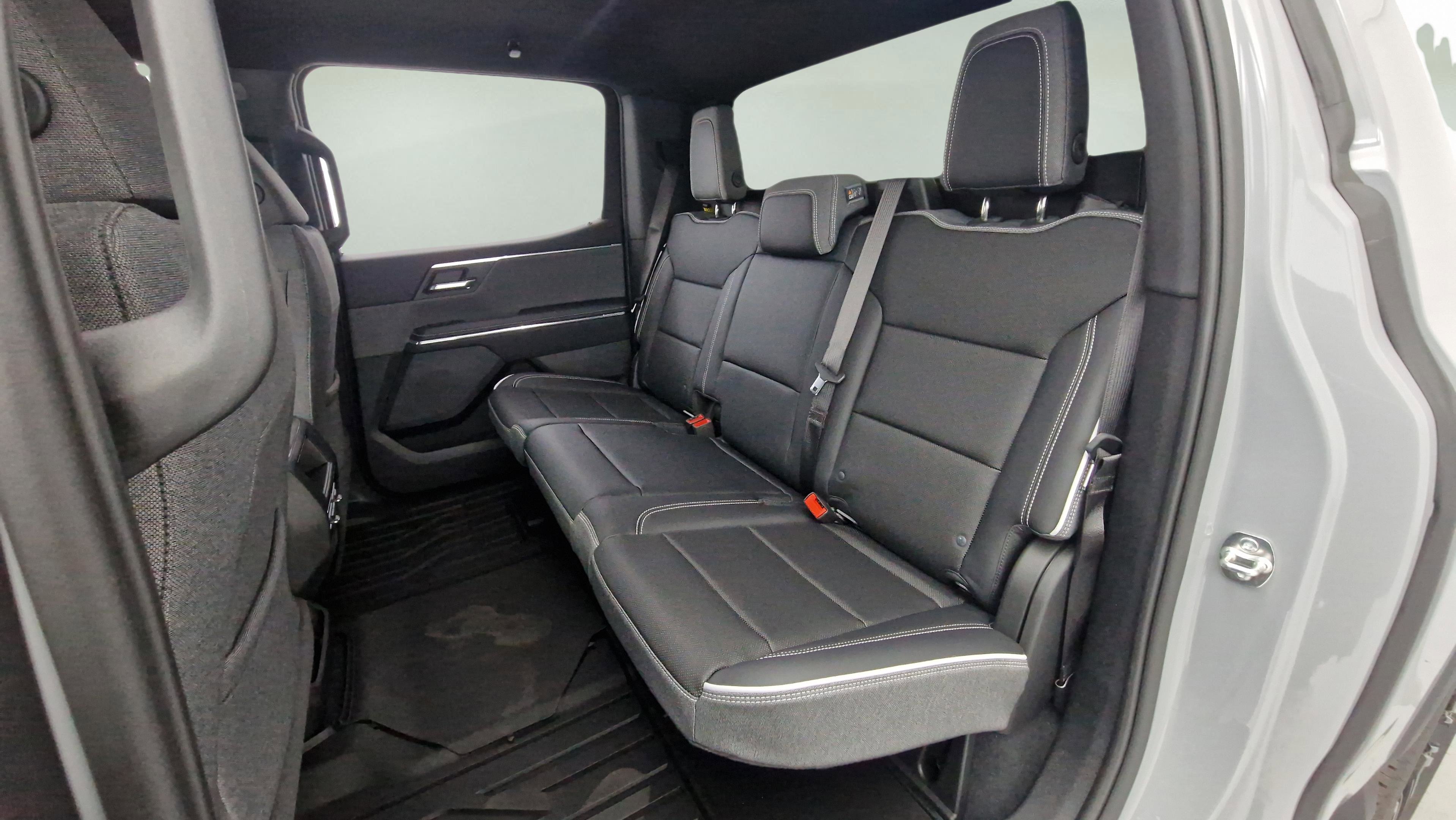 New 2026 GMC Sierra EV Elevation w/ LPO, Elevation Dark Package image 23