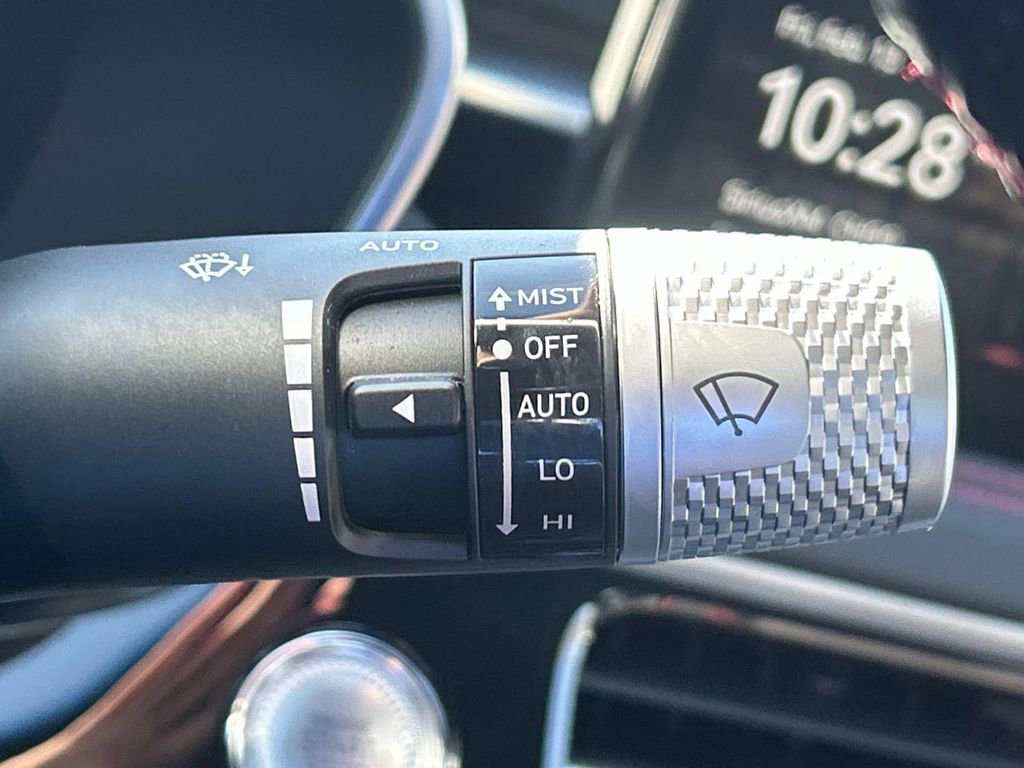 Used 2025 Genesis G70 3.3T Advanced w/ Sport Prestige Package image 33