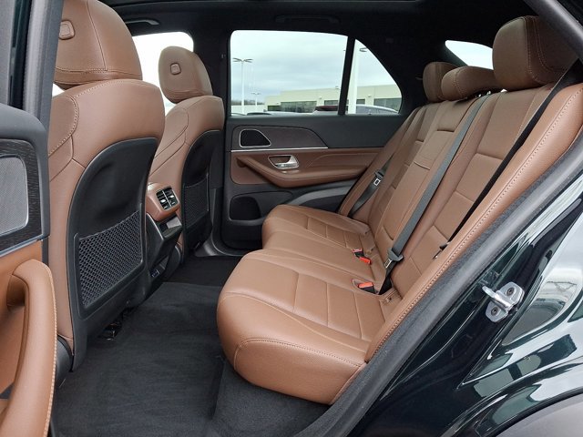 Used 2024 Mercedes-Benz GLE 350 4MATIC w/ Driver Assistance Package image 10