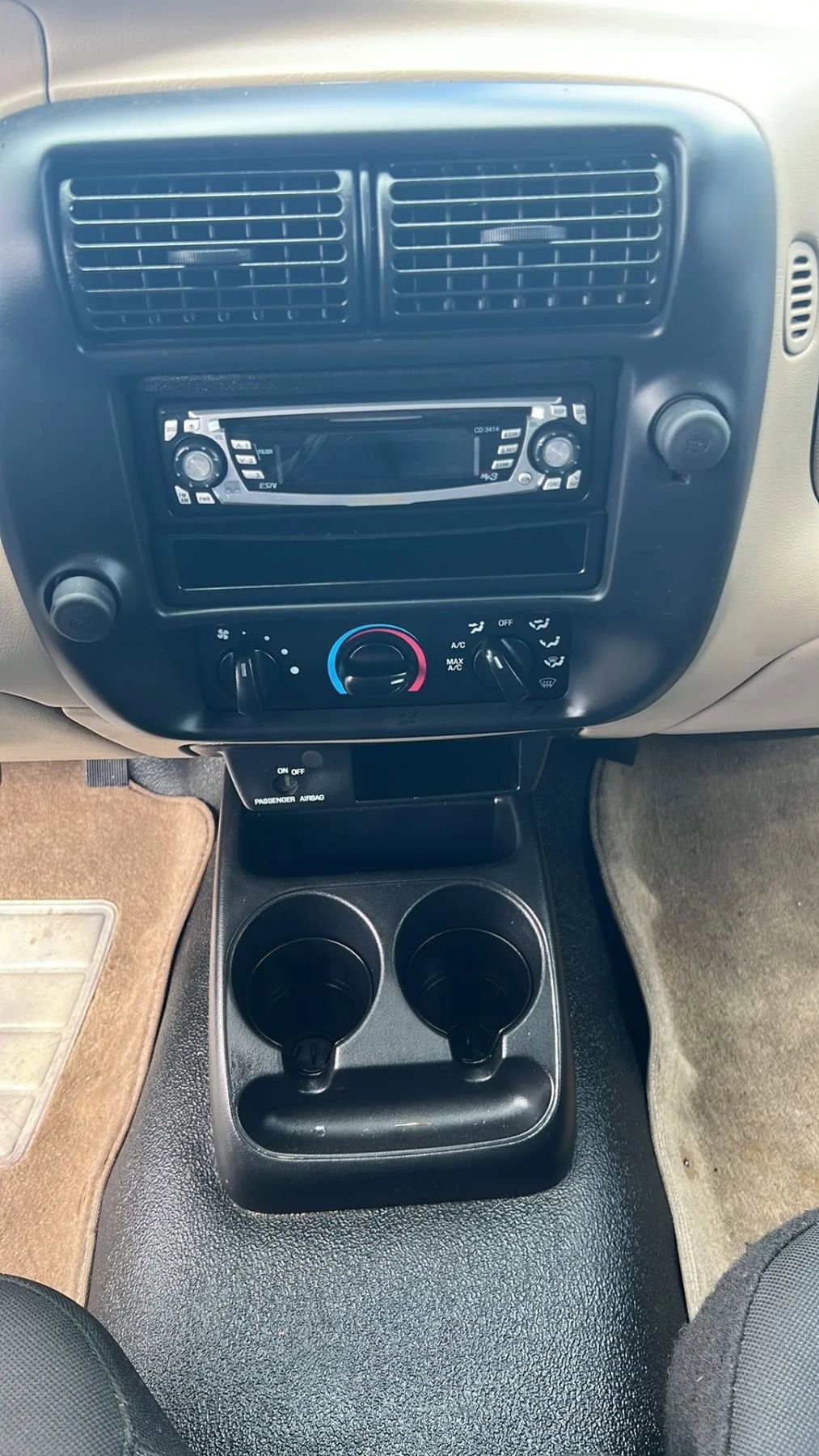 Used 2004 Ford Ranger XL RWD image 15