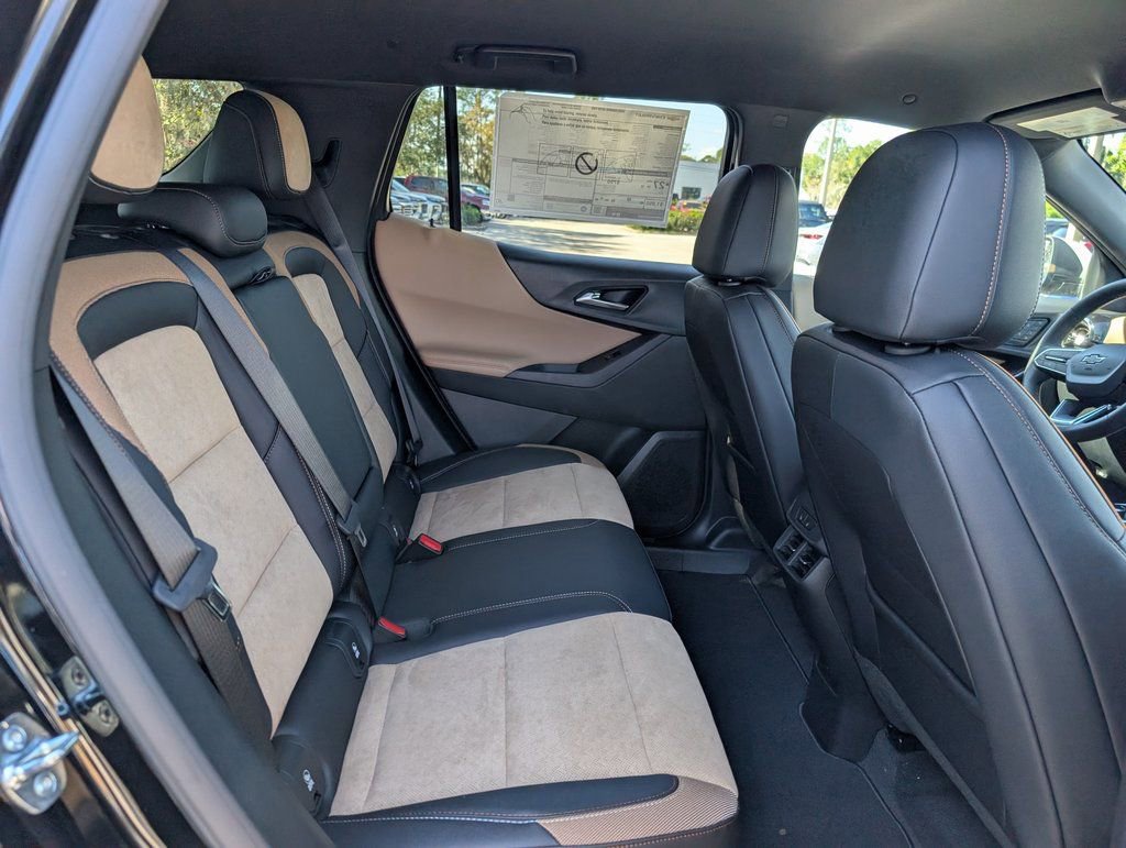 New 2026 Chevrolet Equinox ACTIV w/ Convenience Package III image 17