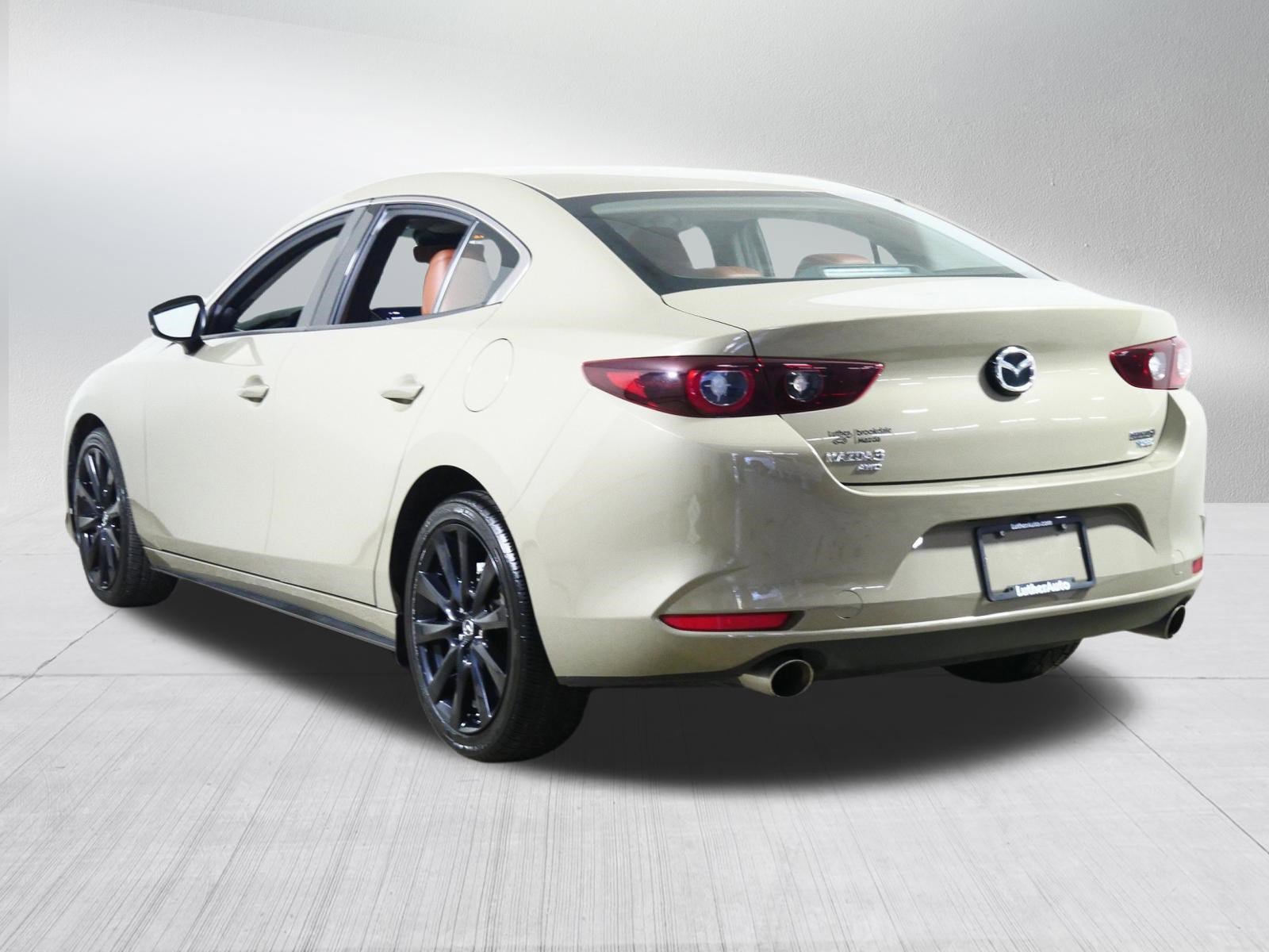 Used 2024 MAZDA MAZDA3 s AWD/4WD image 5