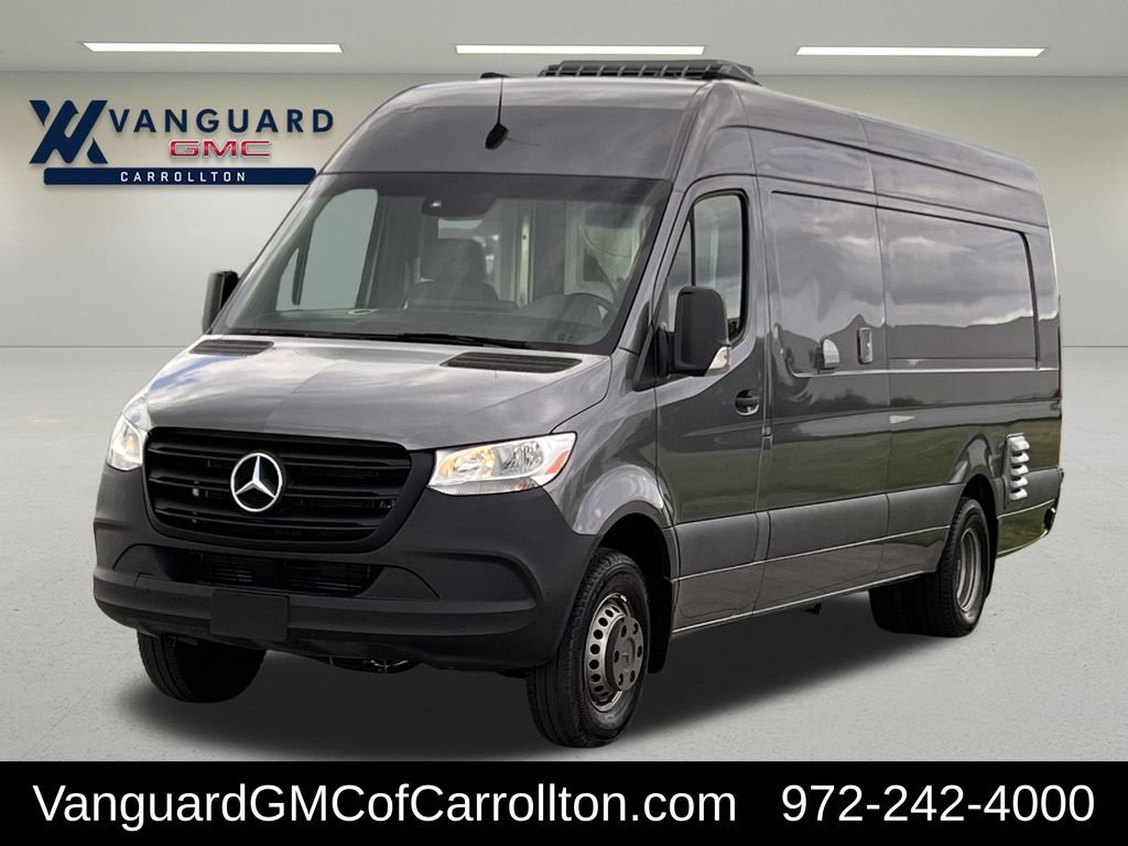 Used 2021 Mercedes-Benz Sprinter 4500 w/ Parking Package image 8