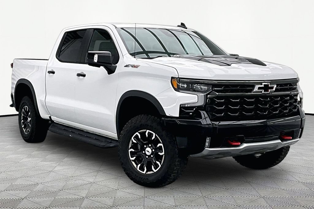 Used 2022 Chevrolet Silverado 1500 ZR2 w/ Technology Package AWD/4WD image 12
