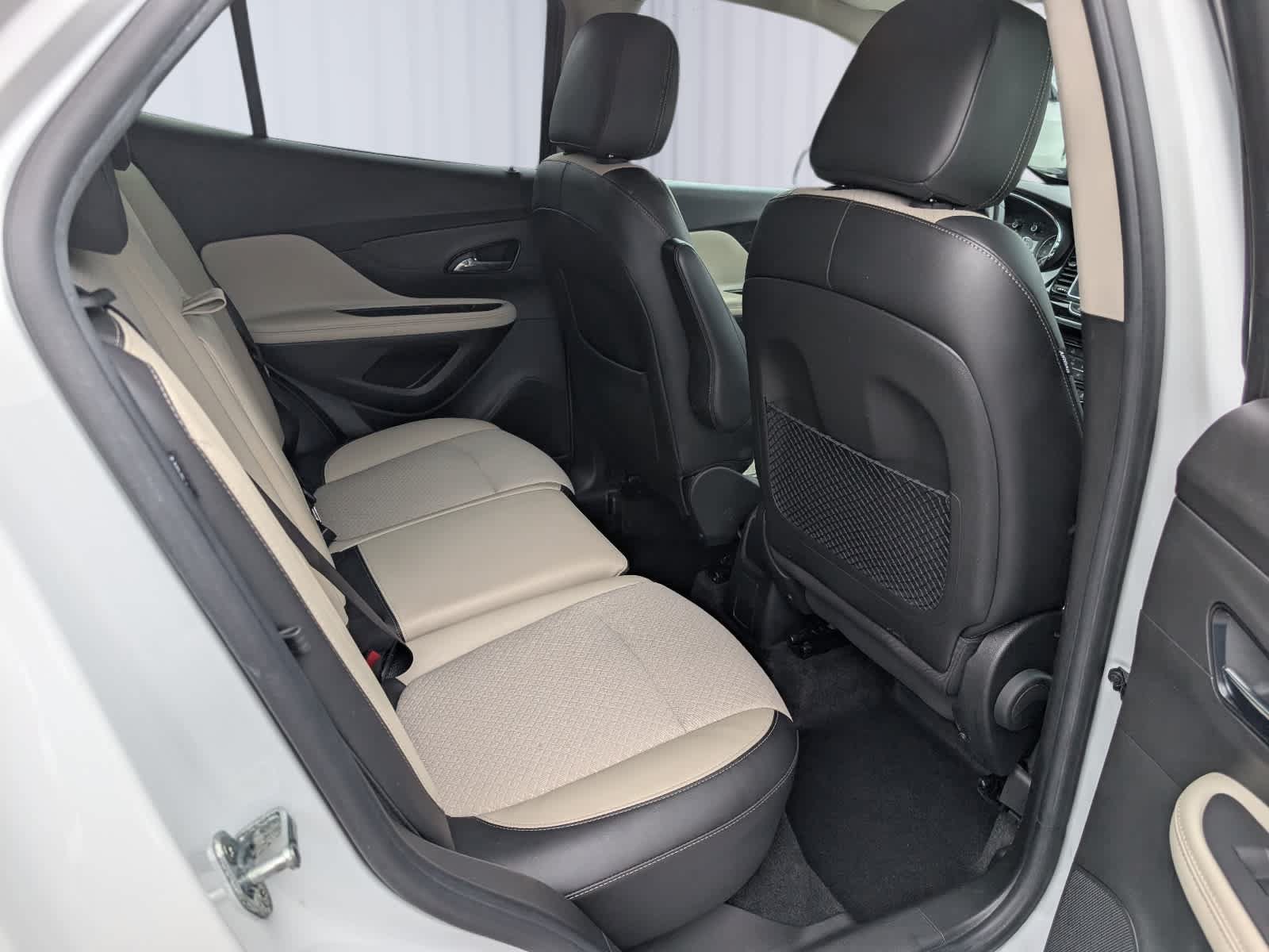 Used 2020 Buick Encore Preferred AWD/4WD image 11
