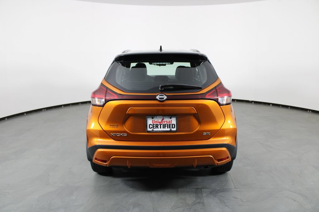 Certified 2022 Nissan Kicks SR FWD image 11