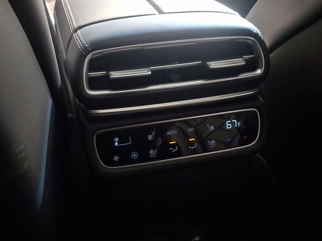 Used 2025 Genesis GV80 3.5T Prestige image 14