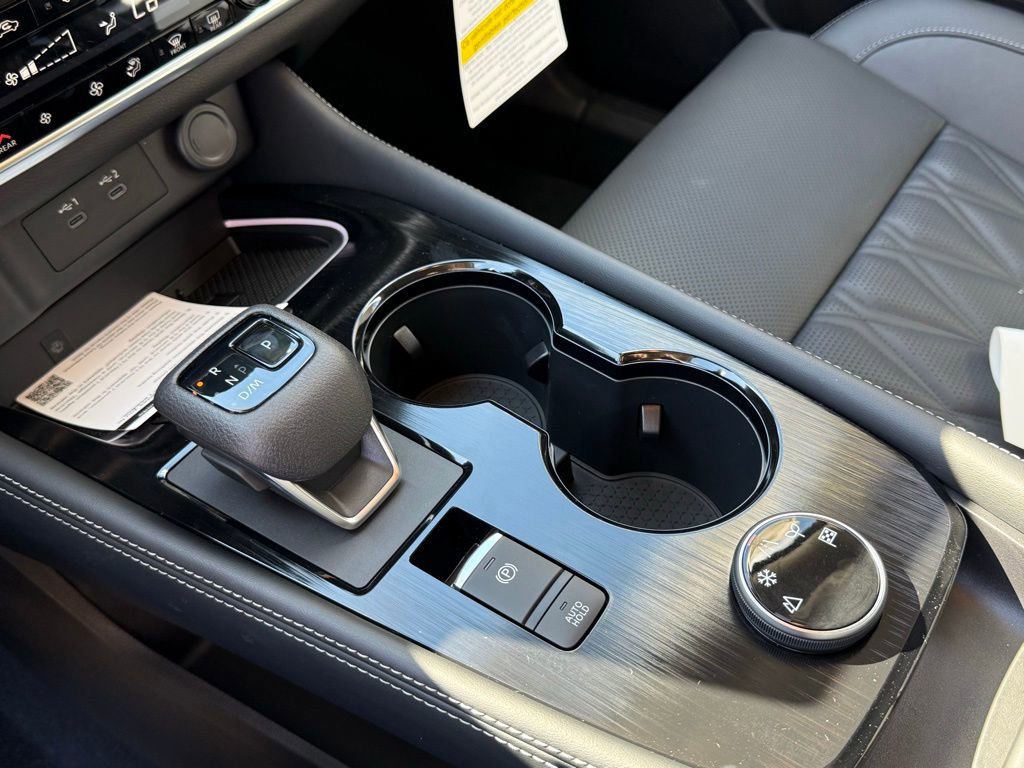 New 2026 Nissan Rogue Platinum w/ Platinum Premium Package image 11