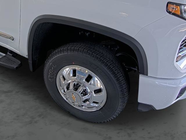 New 2026 Chevrolet Silverado 3500 High Country w/ High Country Premium Package AWD/4WD image 16