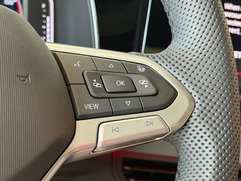 New 2027 Volkswagen Jetta GLI Autobahn FWD image 15