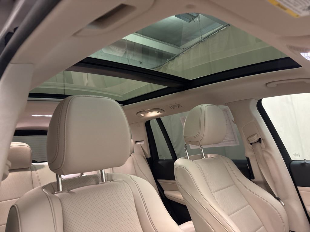 Used 2022 Mercedes-Benz GLS 450 4MATIC image 26