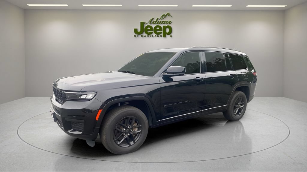 Used 2022 Jeep Grand Cherokee L Laredo AWD/4WD image 2