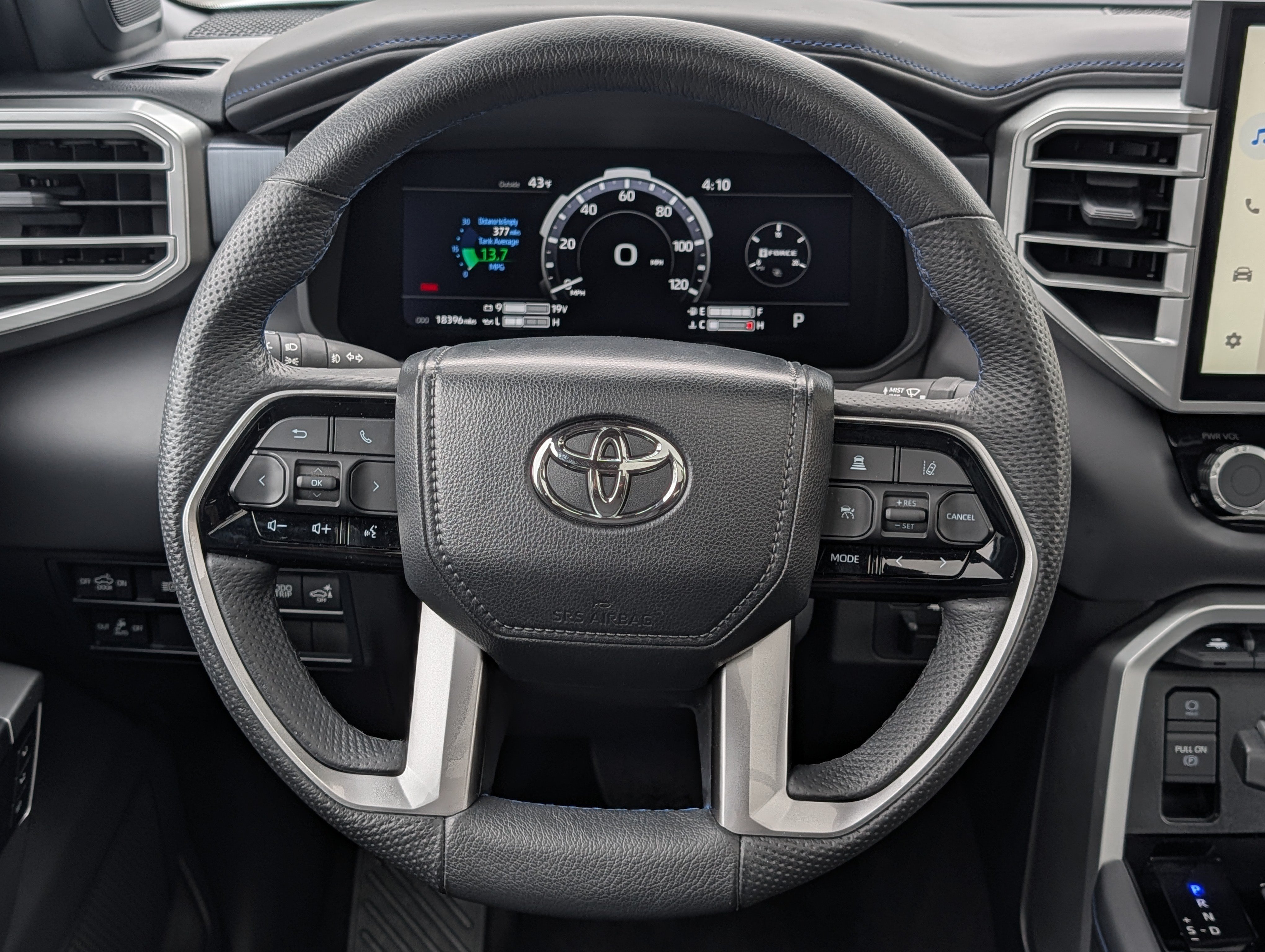 Used 2024 Toyota Tundra Platinum AWD/4WD image 18