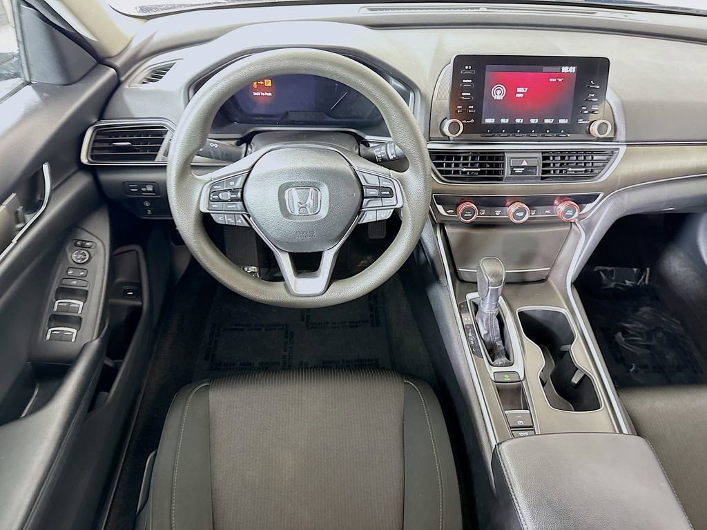 Used 2018 Honda Accord LX image 3