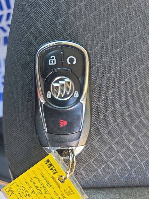 Used 2022 Buick Encore Preferred image 28