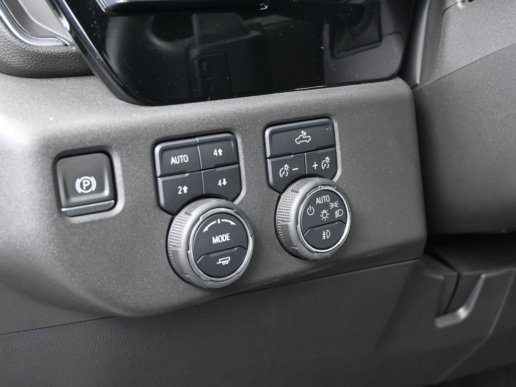 Used 2024 Chevrolet Silverado 1500 LT Trail Boss w/ Convenience Package II image 15