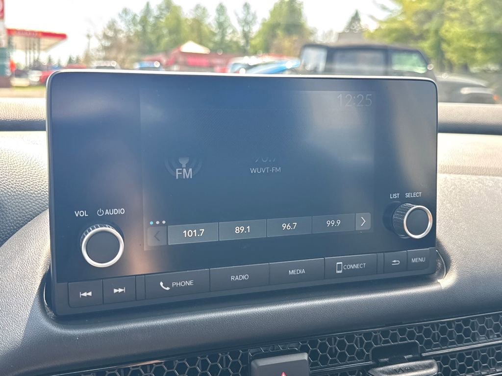 Used 2023 Honda HR-V LX image 19