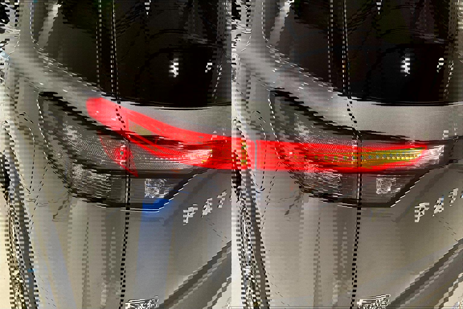 Used 2025 Nissan Pathfinder SL image 23