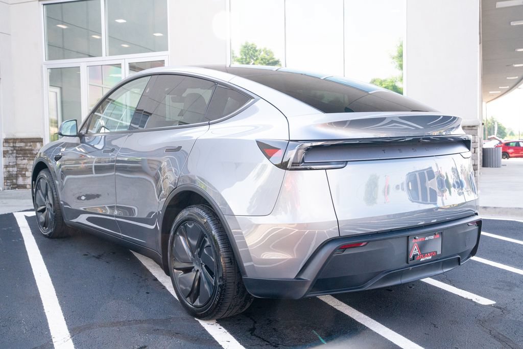 Used 2026 Tesla Model Y Long Range AWD/4WD image 18