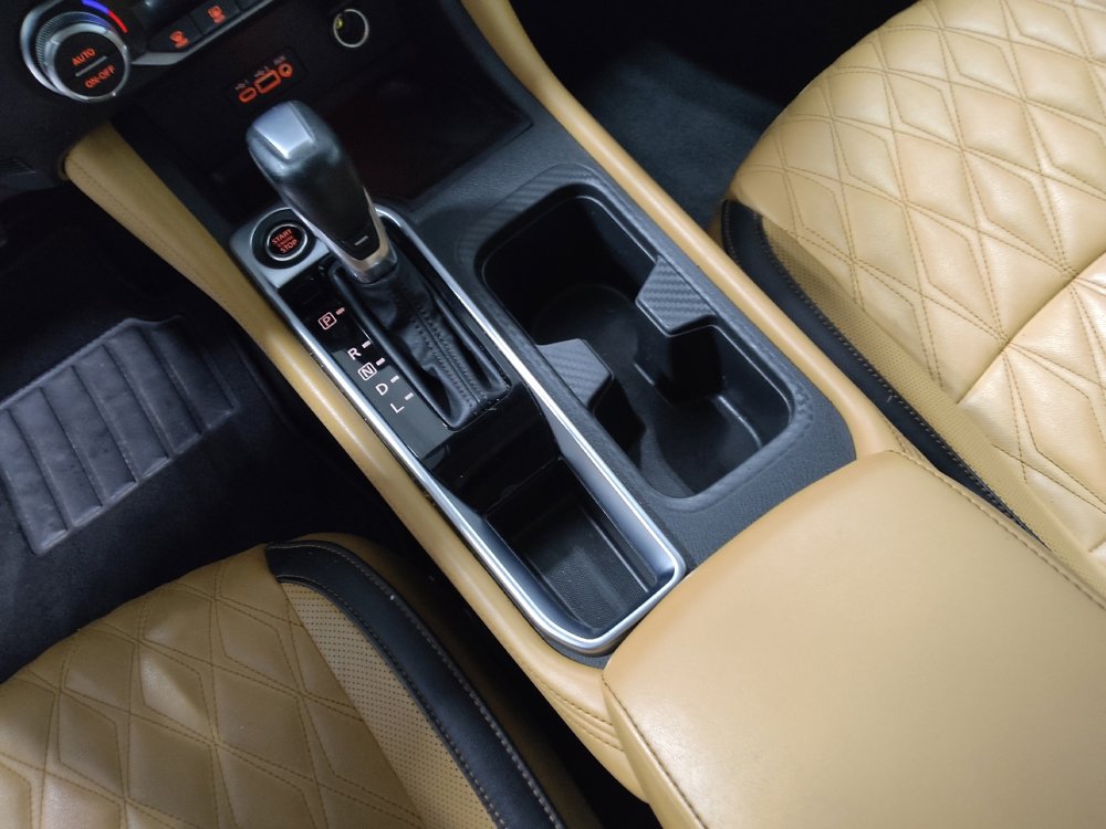 Used 2022 Nissan Sentra SV w/ SV Premium Package image 26