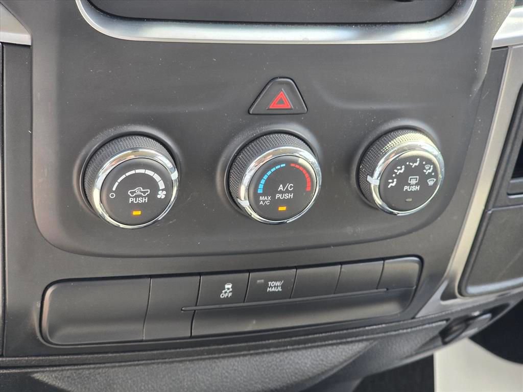 Used 2021 RAM 1500 Classic SLT AWD/4WD image 15