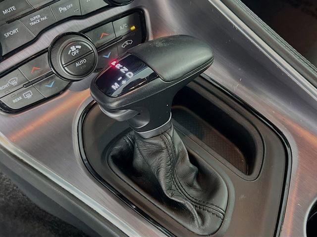 Used 2018 Dodge Challenger R/T image 24
