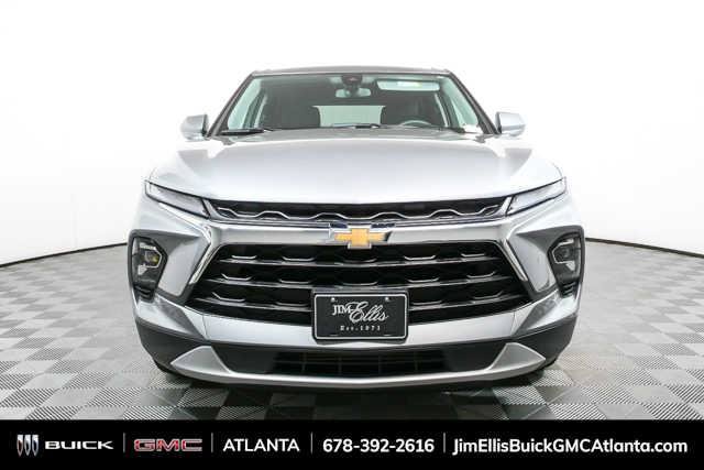 Used 2025 Chevrolet Blazer LT FWD image 32