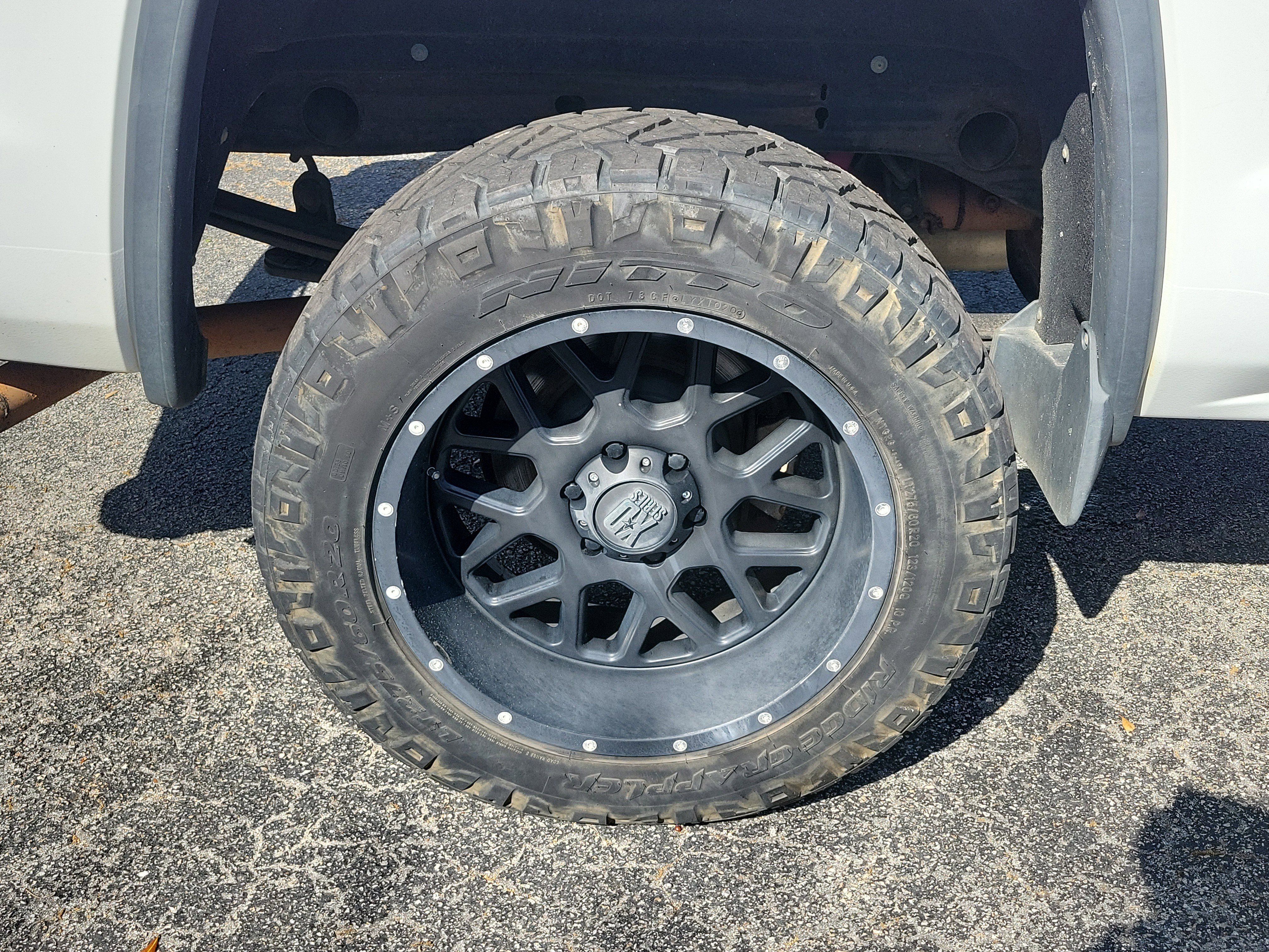 Used 2015 GMC Sierra 1500 SLE w/ SLE Value Package image 36