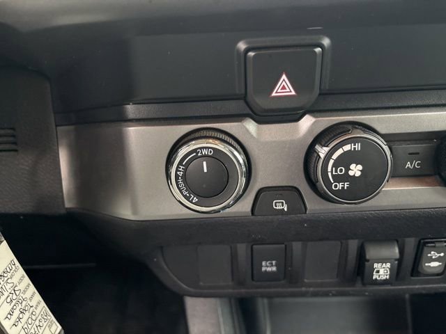 Certified 2019 Toyota Tacoma SR5 image 30