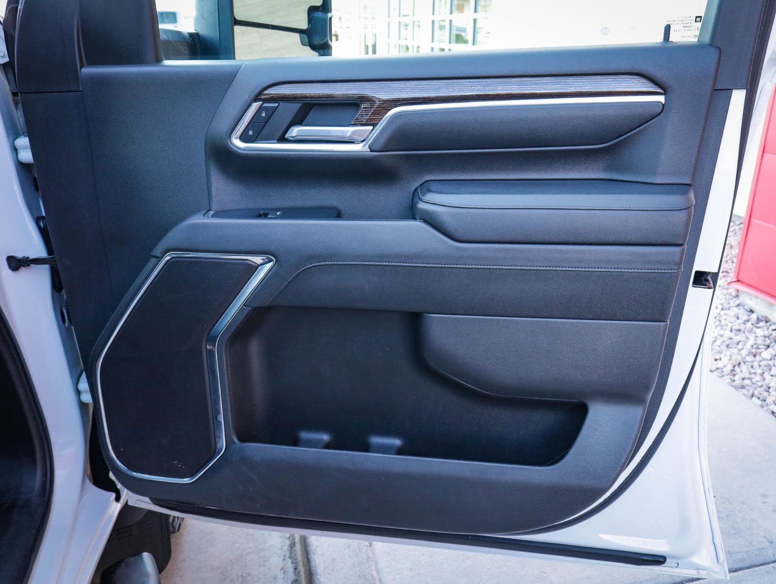 Used 2024 GMC Sierra 3500 SLE w/ SLE Convenience Package image 25