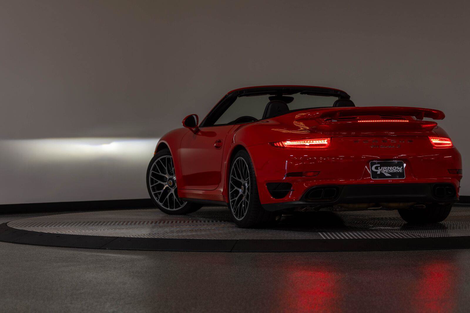 Used 2015 Porsche 911 Turbo S AWD/4WD image 32