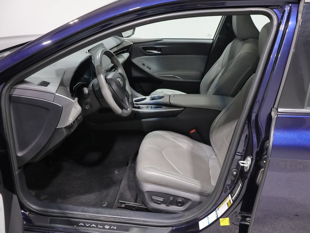 Used 2021 Toyota Avalon Limited w/ Advanced Safety Package AWD/4WD image 10