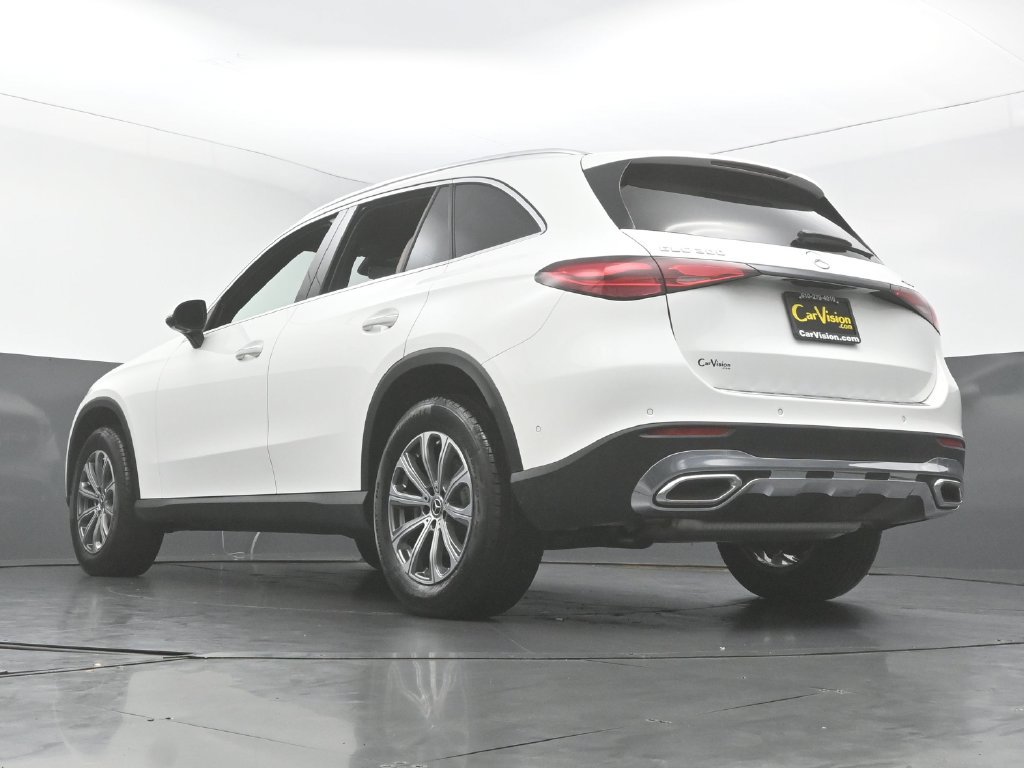 Used 2025 Mercedes-Benz GLC 300 4MATIC image 44
