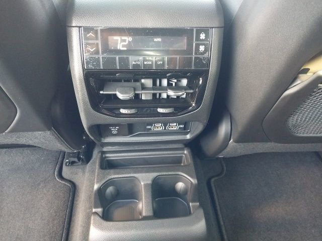 New 2025 Jeep Grand Cherokee L Laredo w/ Luxury Tech Group I image 9